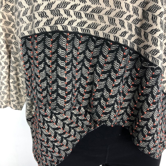 MOTH Tiered Beaded Printed Sweater Top 3/4 Sleeve - Picture 3 of 7